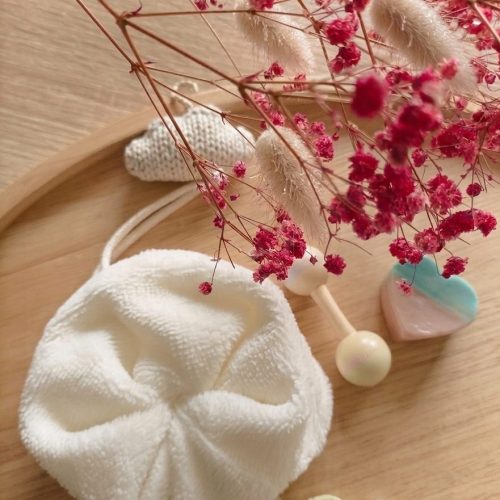 Fleur de bain bébé — Éponge bambou ultra-douce, dès la naissance