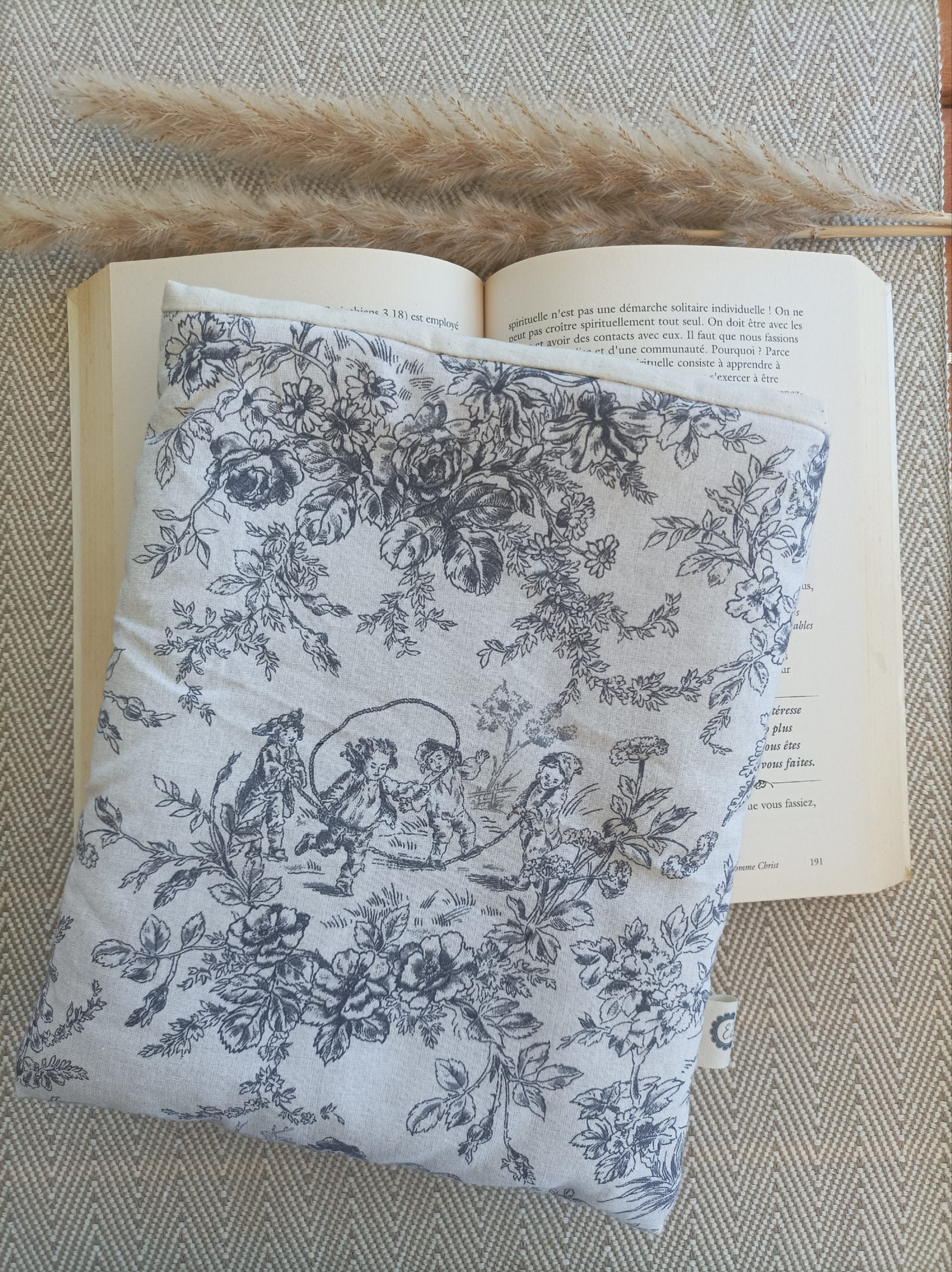 Pochette à livre fait main Hautes-Alpes