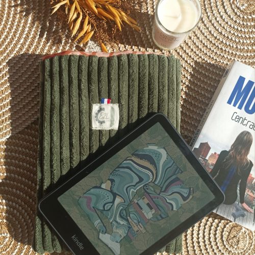 Pochette à livre & liseuse en velours large côte Vert Kaki