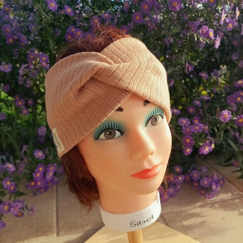 Bandeau d&rsquo;hiver beige twisté